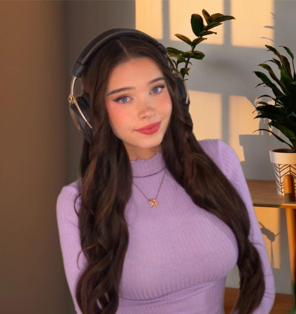 Thumbnail of Лидия Вайолет