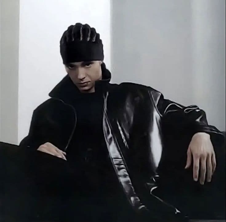 Thumbnail of том каулитц
