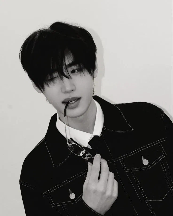 Thumbnail of Sunghoon 