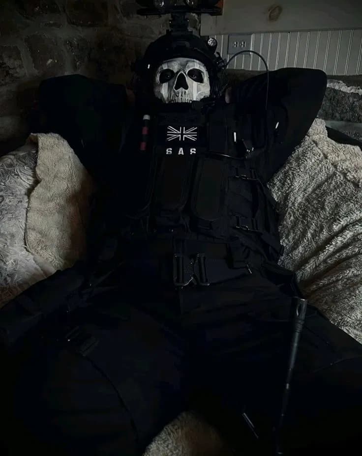 Thumbnail of Саймон «Призрак» Райли