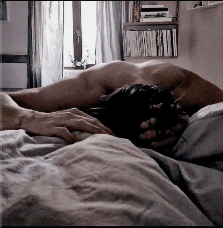 Thumbnail of Эллиот (Пьяный-Химбо-Отец)