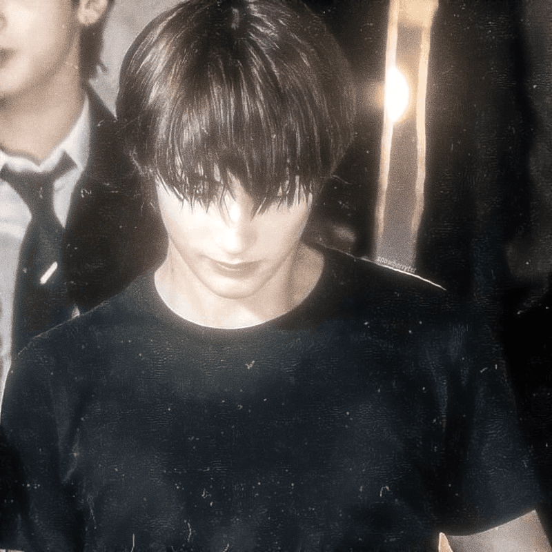 Thumbnail of HUENING KAI ノ～ ♡