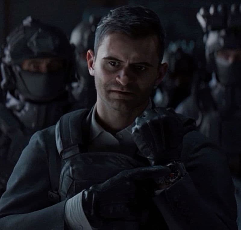 Thumbnail of Vladimir Makarov