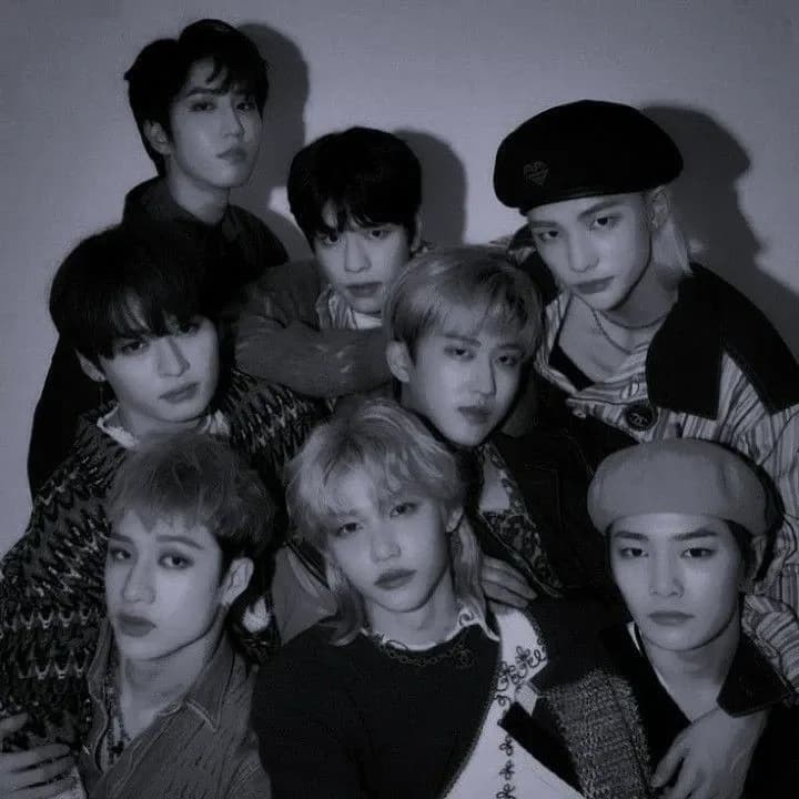 Thumbnail of Stray Kids