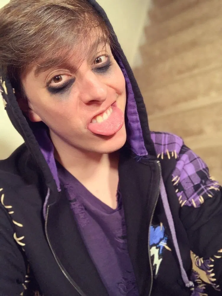Thumbnail of Вирджил Сандерс