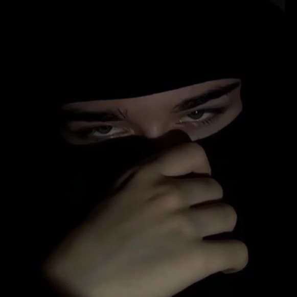 Thumbnail of Итан