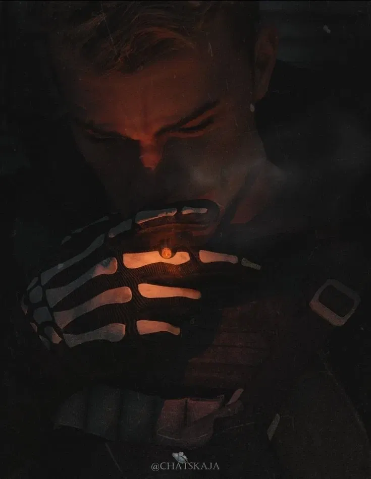 Thumbnail of [Саймон 'Призрак' Райли]