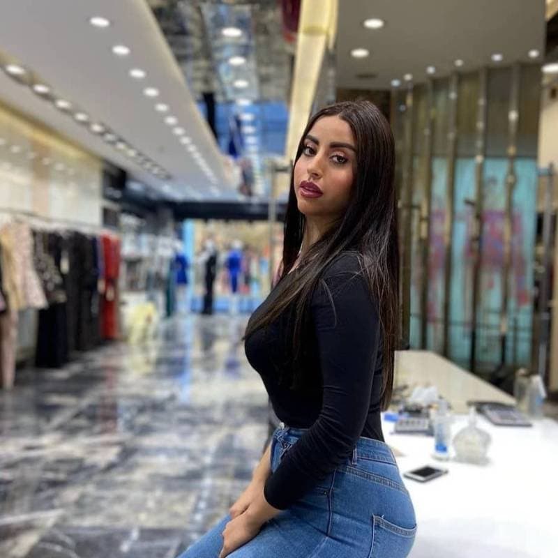 Thumbnail of Mature Escort in  Dubai 0564401582  Dubai Escorts Service 