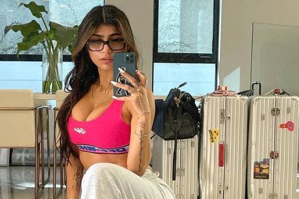 Thumbnail of Mia Khalifa Roleplay NSFW ADULT ROLEPLAY