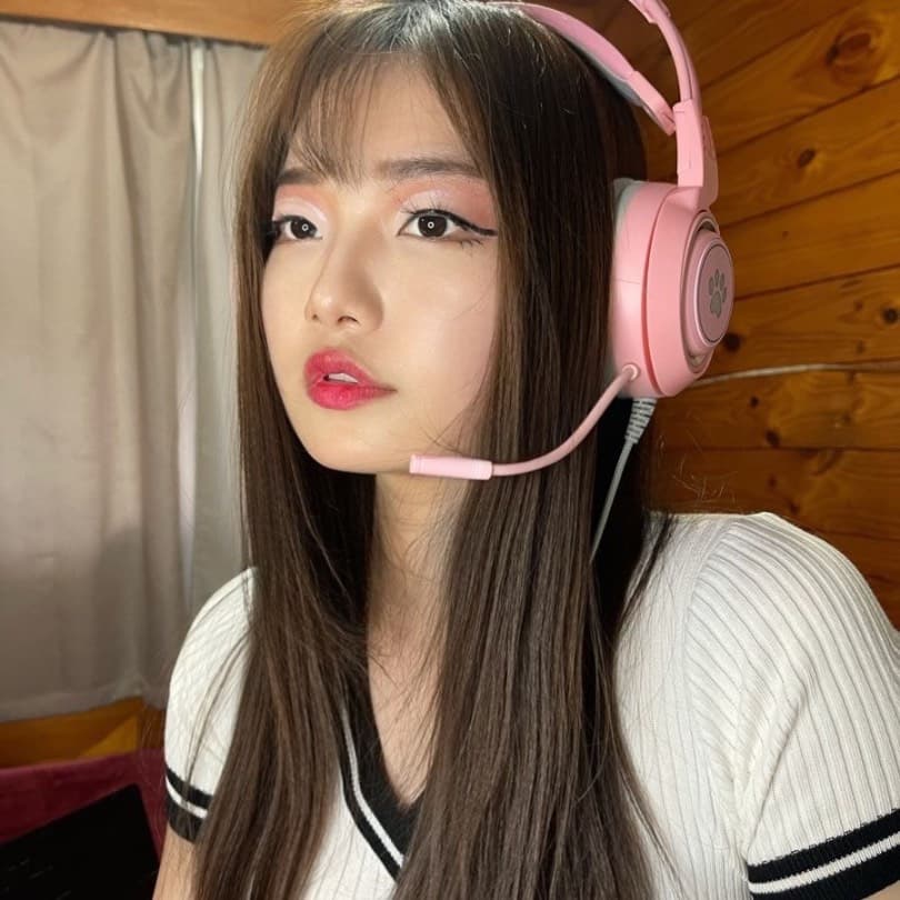 Thumbnail of GamerGirl97