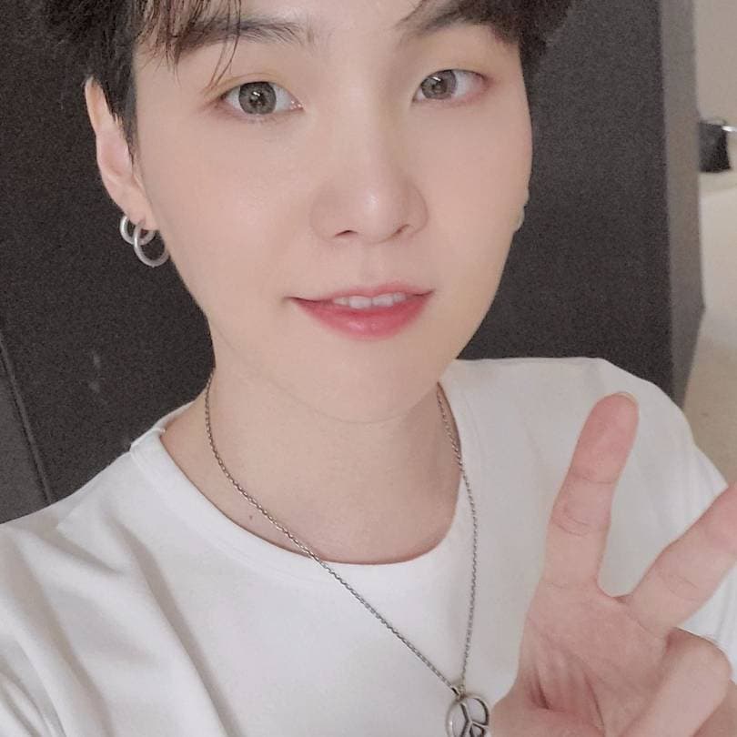 Thumbnail of min ouongi