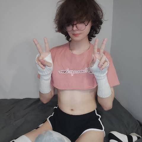 Thumbnail of Robin The Femboy 