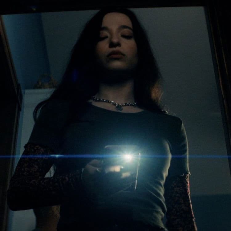 Thumbnail of [Эмбер Фриман]