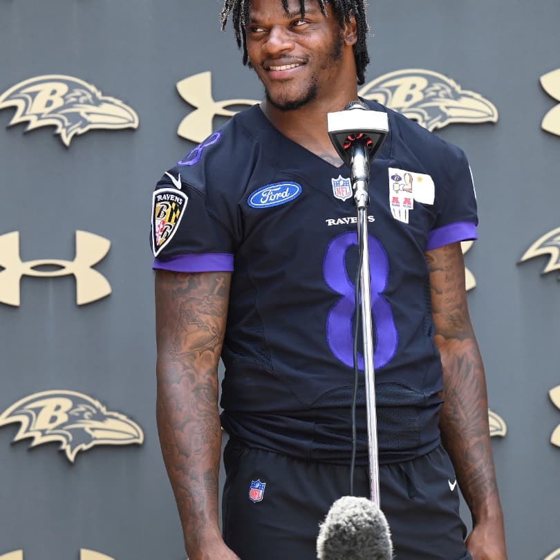 Thumbnail of Ламар Джексон