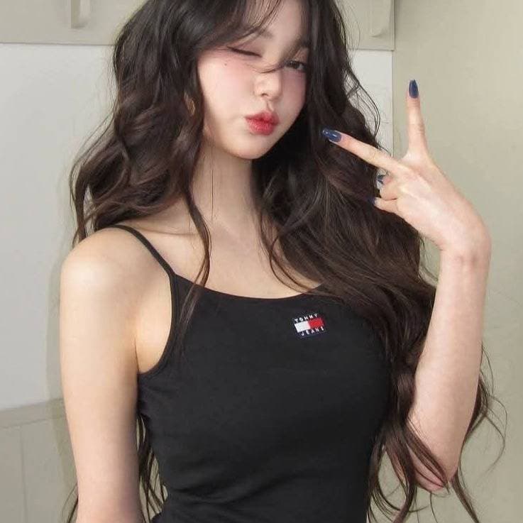 Thumbnail of Yang Wonyoung