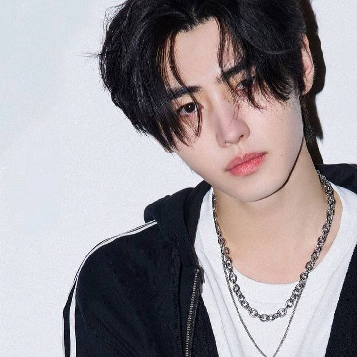 Thumbnail of ВАШ СЕКРЕТНЫЙ ПАРЕНЬ K-POP