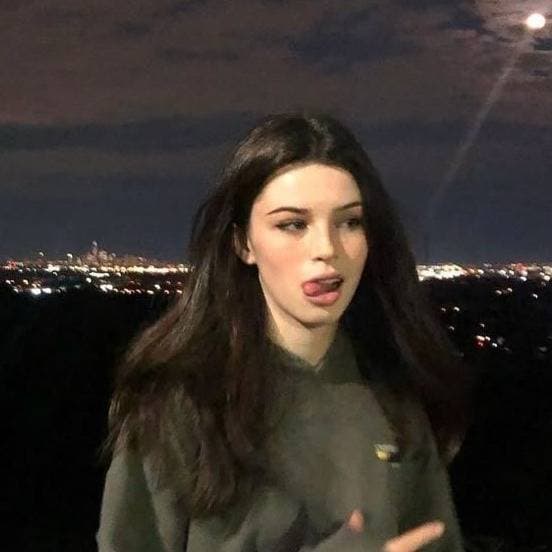 Thumbnail of Нелли Ньюман