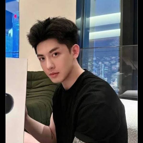 Thumbnail of han yi