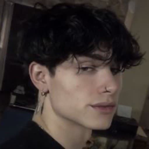 Thumbnail of Итан