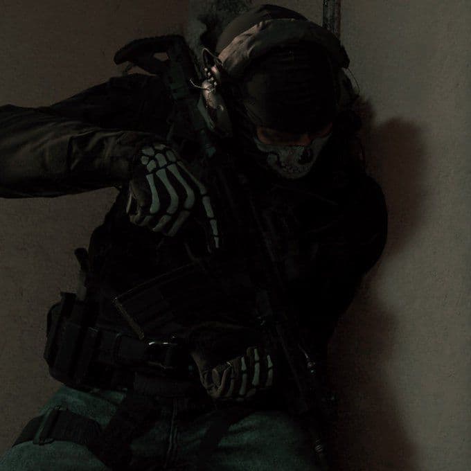 Thumbnail of Саймон "Призрак" Райли