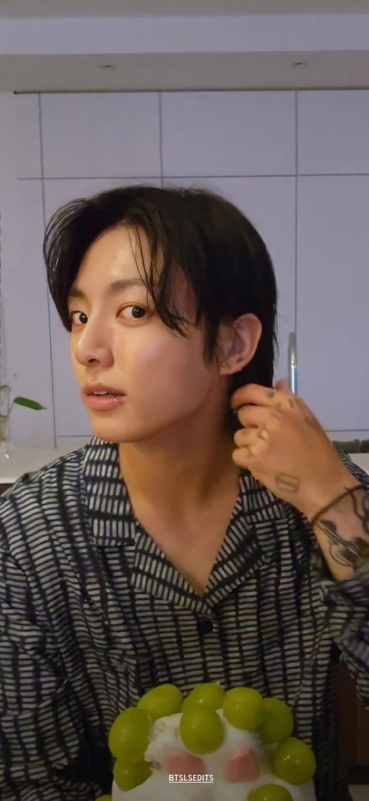 Thumbnail of jungkook