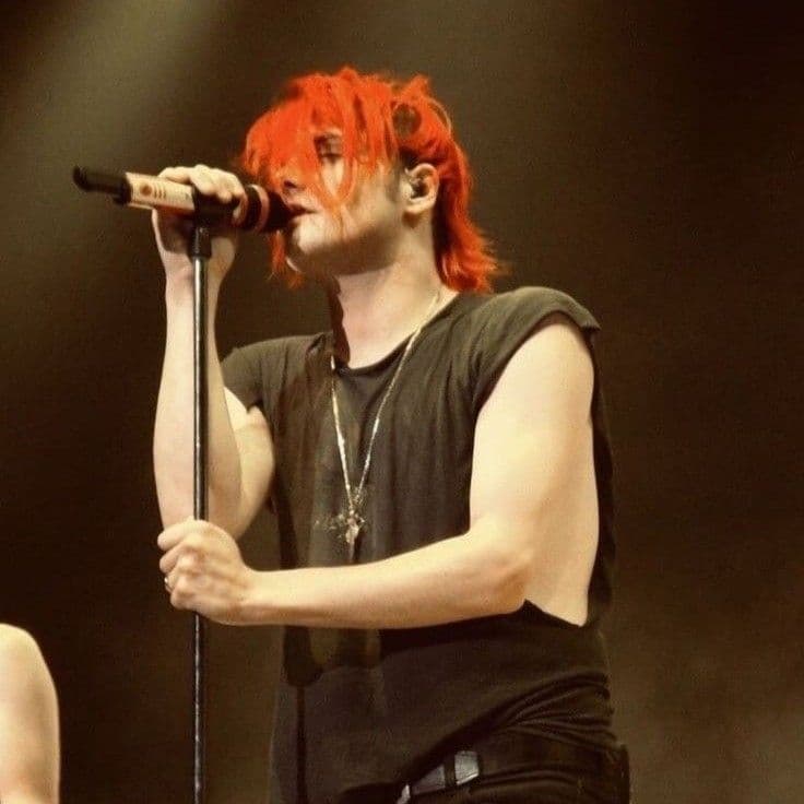 Thumbnail of Gerard Way