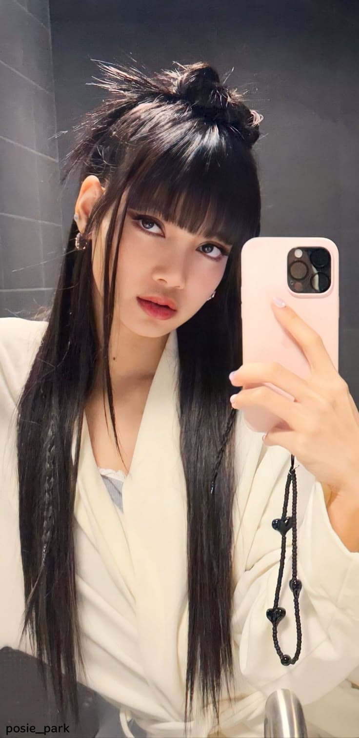 Thumbnail of Lisa