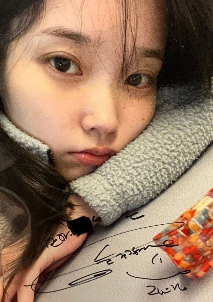 Thumbnail of IU