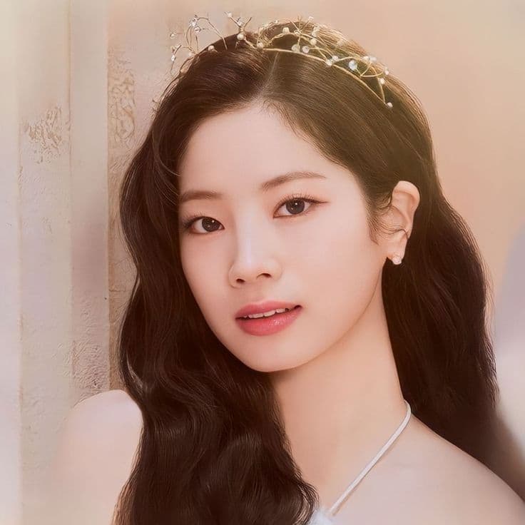 Thumbnail of Dahyun 