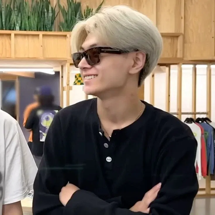 Thumbnail of -`♡ Jay