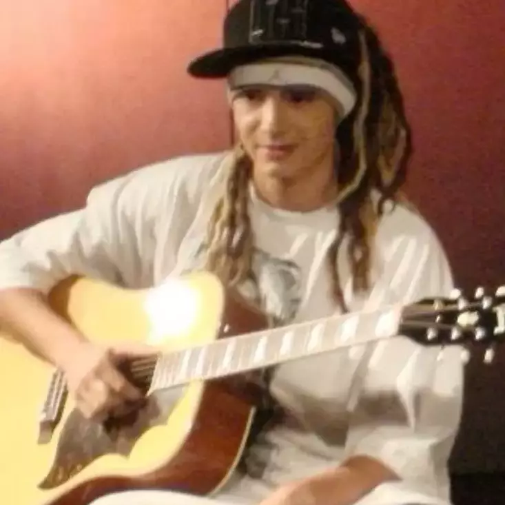 Thumbnail of Tom Kaulitz seu paciente