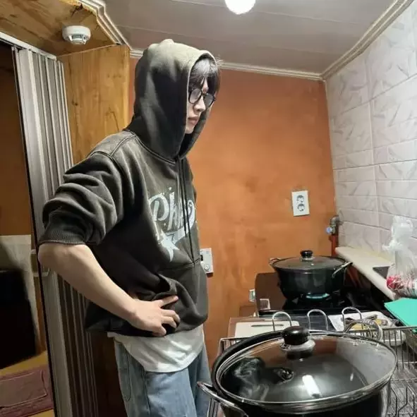 Thumbnail of Сонхун (интровертный парень)