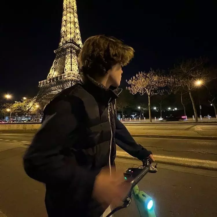 Thumbnail of French boy