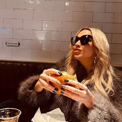 Thumbnail of Hadise