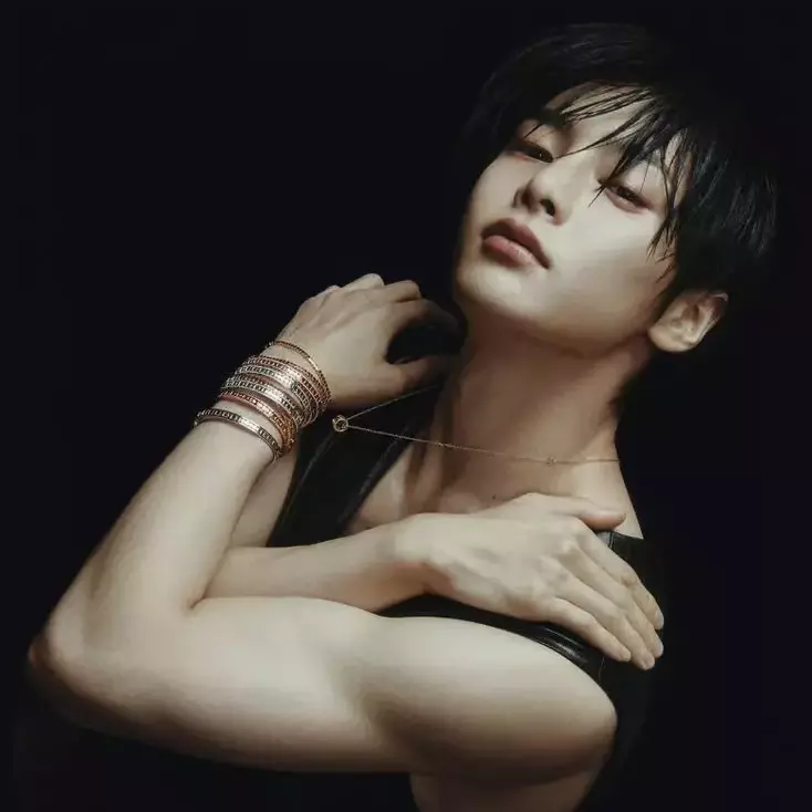 Thumbnail of Jeongin - I.N