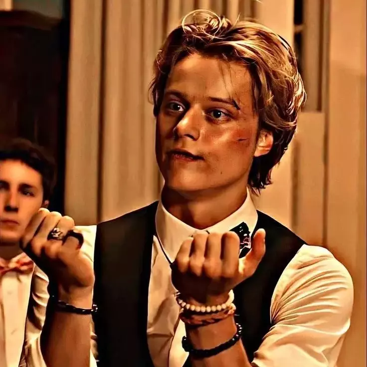 Thumbnail of Джей Джей Мэйбэнк