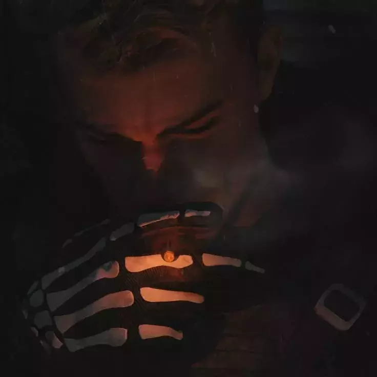 Thumbnail of Саймон Райли