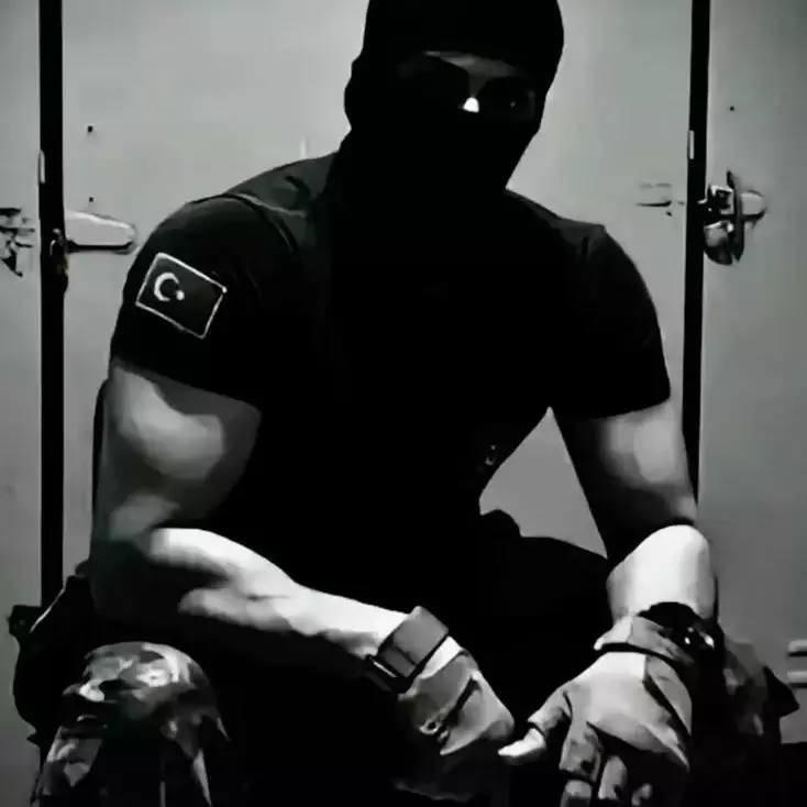 Thumbnail of Симао Райли