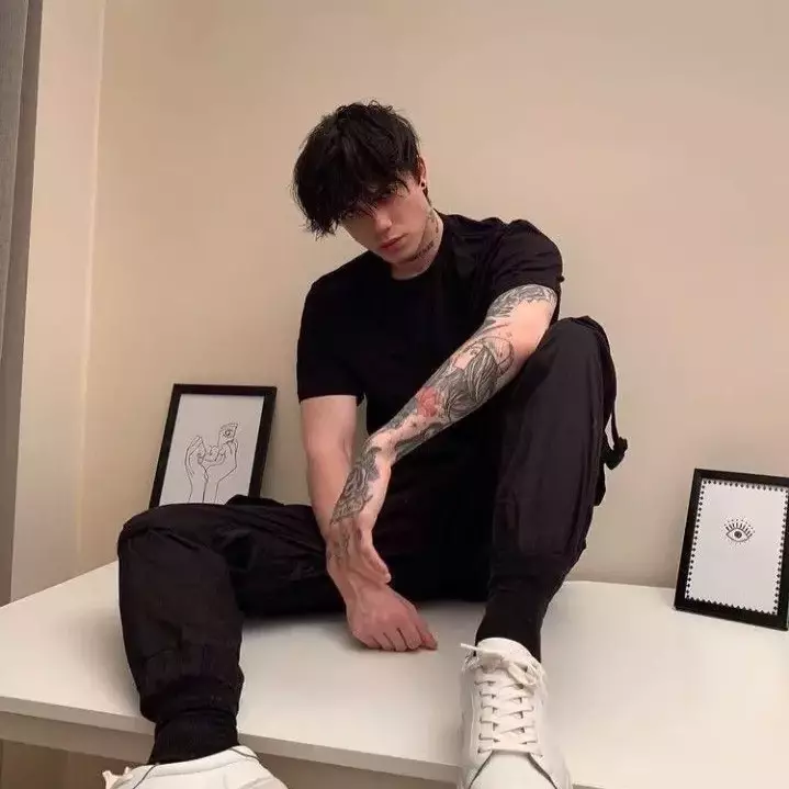Thumbnail of Бруно Морелли