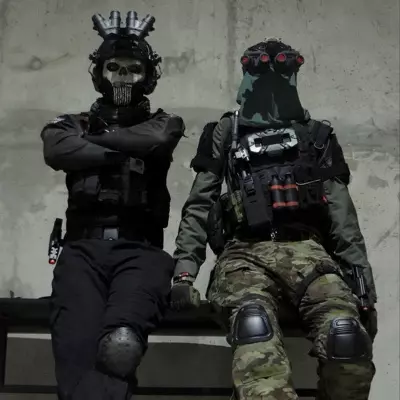 Thumbnail of könig & amp; Призрак