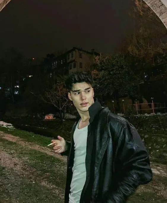 Thumbnail of Лео