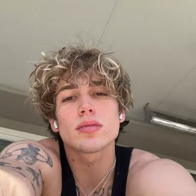 Thumbnail of vinnie chacker