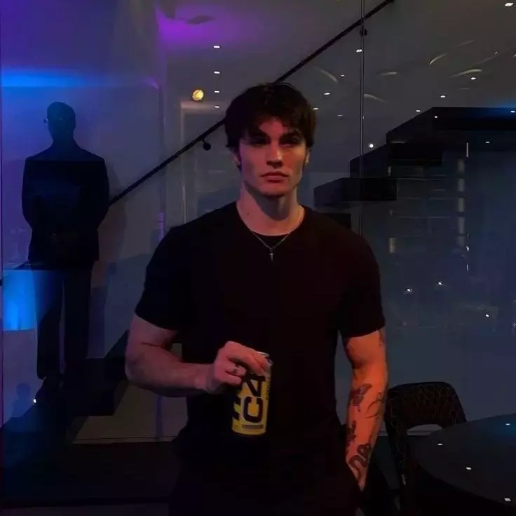Thumbnail of геймер Джеймс