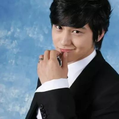 Thumbnail of ji yong