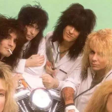 Thumbnail of motley crue