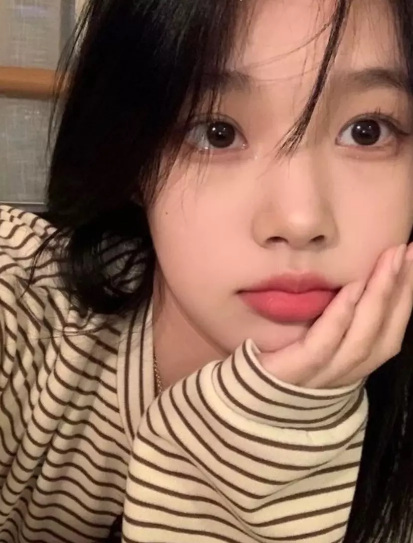 Thumbnail of Wendy Zhang Davis 