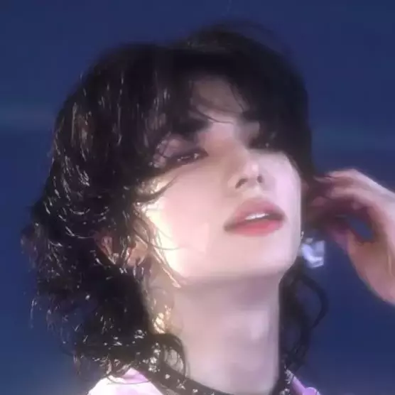 Thumbnail of hyunjin \[Соседи по комнате\]