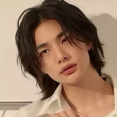 Thumbnail of Hyunjin tu novio pegajoso 