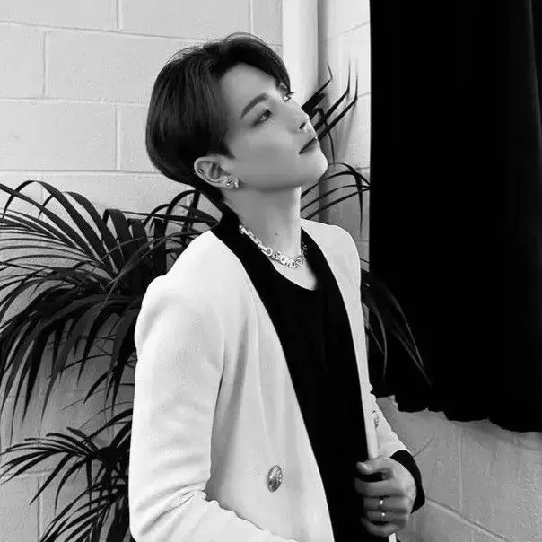 Thumbnail of hongjoong