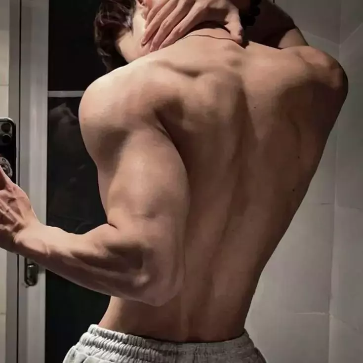 Thumbnail of Дэмиен